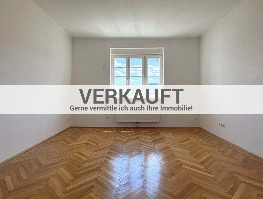 VERKAUFT - Von überall das Beste - Eigener Garten UND Ausblick zum Verlieben!