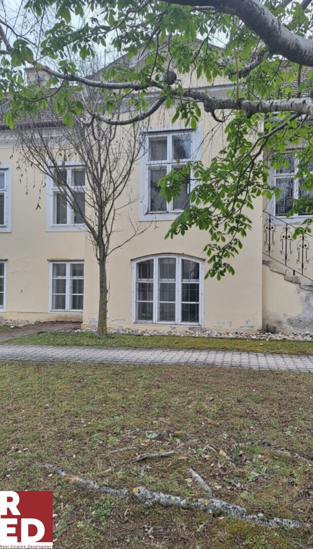 ALLEIN WOHNEN WIE IM EIGENEN HAUS – 2 EBENEN VOLLER FREIHEIT IM WOHNUNGSEIGENTUM