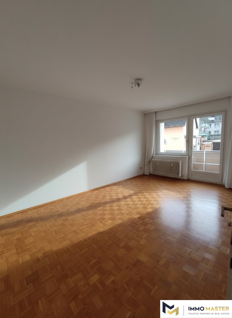 Balkonwohnung mit Planaiblick