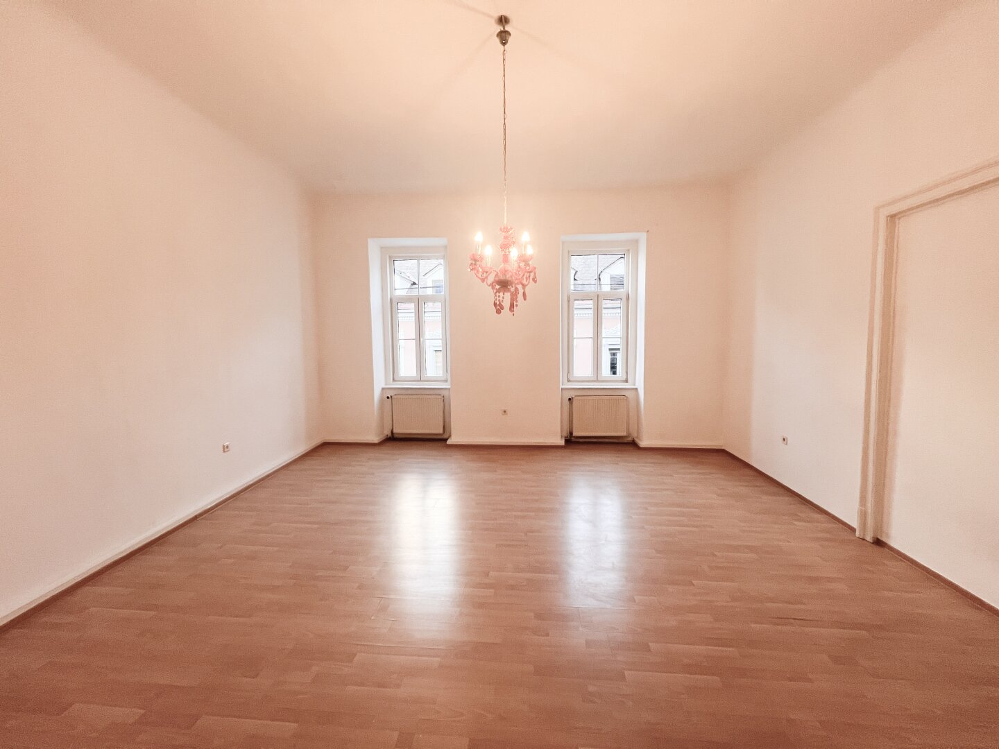 Großzügige 3-Zimmer Wohnung mit Balkon in St. Leonhard, Graz