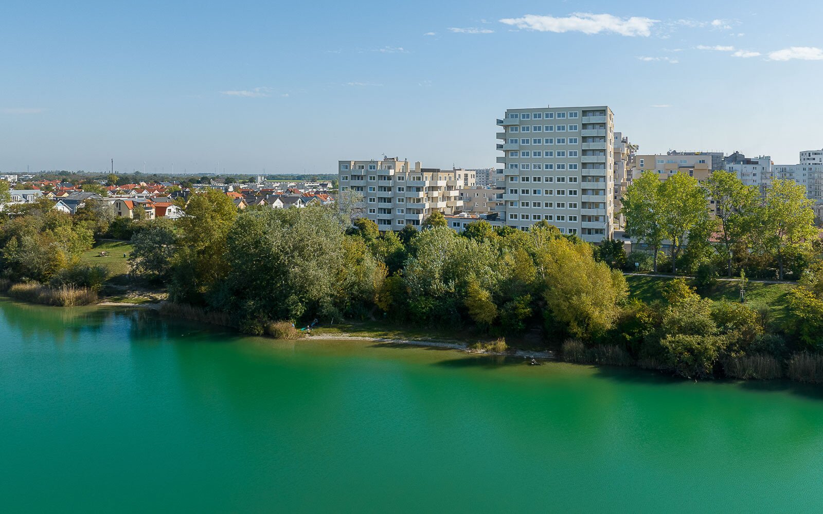 Leo am Teich - Wohnen am Wasser: 3 ZImmer und 22 m2 Balkon