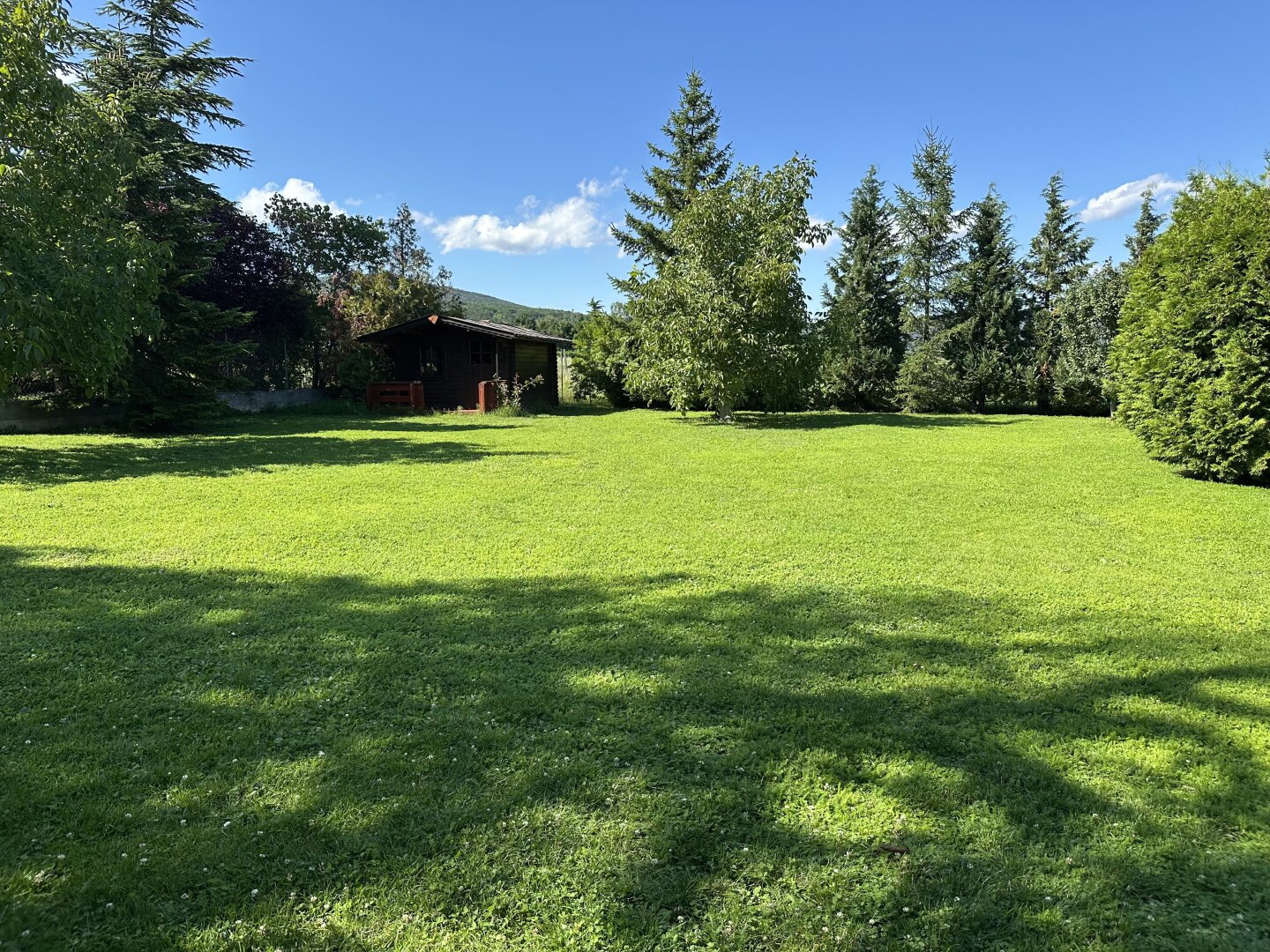 Traumhaftes Baugrundstück in Sooß: 720m², Fahnenparzelle mit Blick in die Weingärten