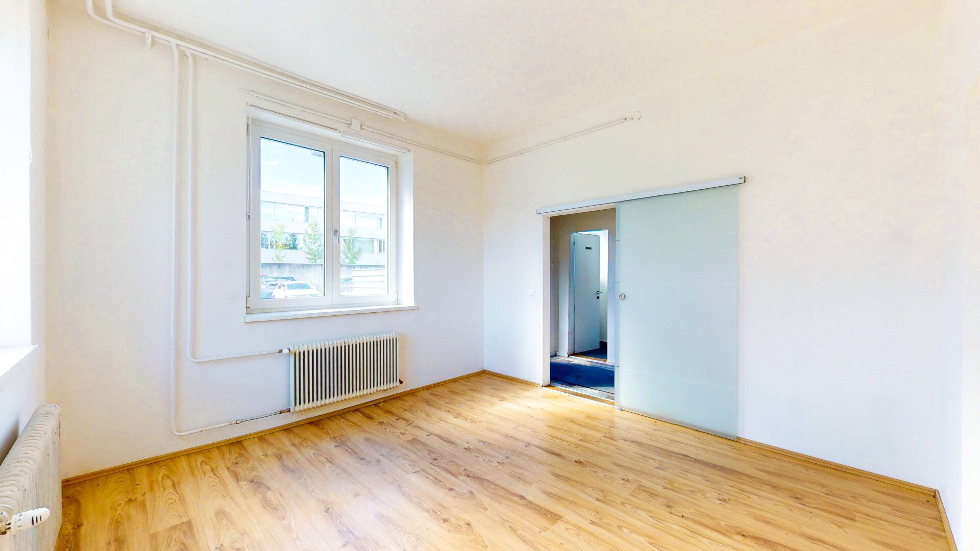 Eigenes Bürohaus in Klagenfurt – 157 m², 6 Räume + Empfang, 2 Parkplätze, sofort beziehbar