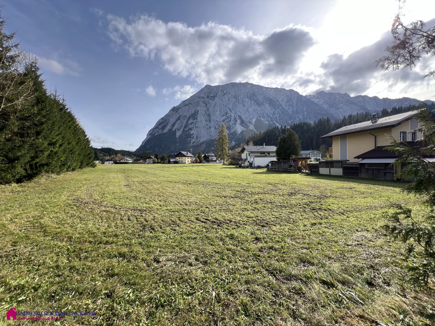 Grundstücke mit direktem Blick auf den Grimming - Südwest Ausrichtung