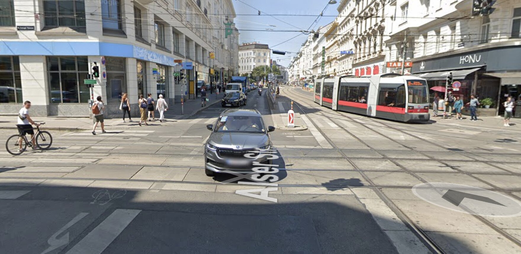 Fertige Kebab Cafe neben Straßenbahn Linie im 9 Bezirk!