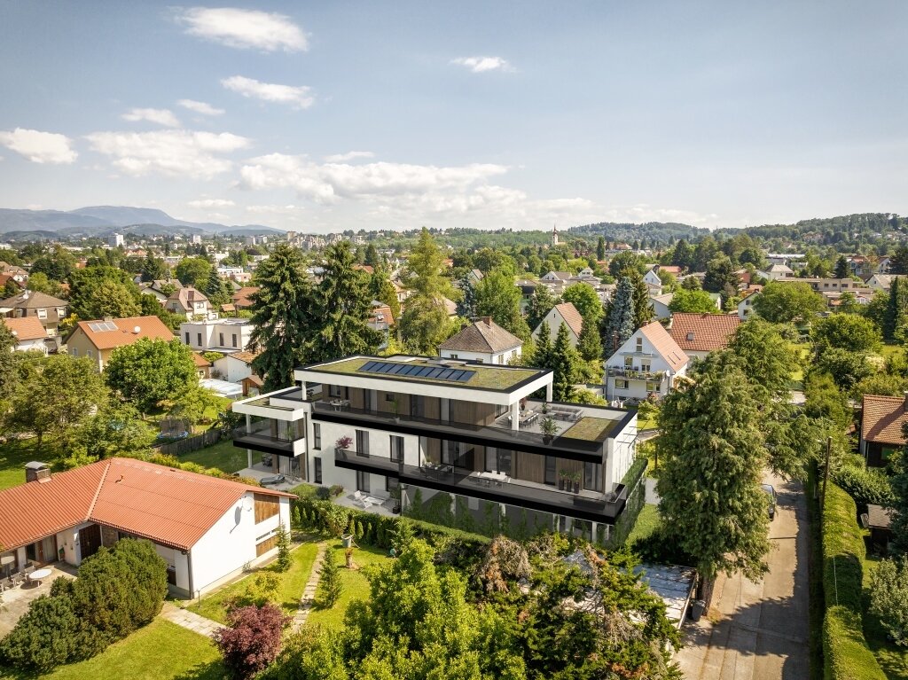 NEUBAU-ERSTBEZUG: 4-Zimmer-Familienwohnung mit Westterrasse