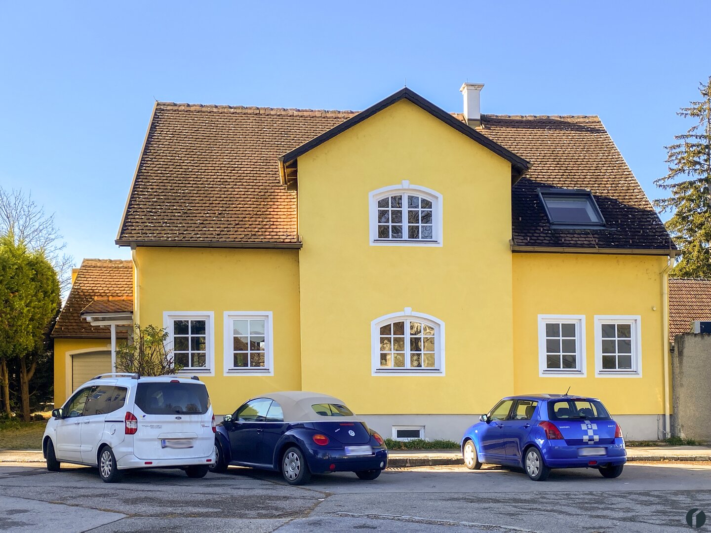 Elegantes Einfamilienhaus in Zeiselmauer mit Garten, Garage und Wellnessbereich