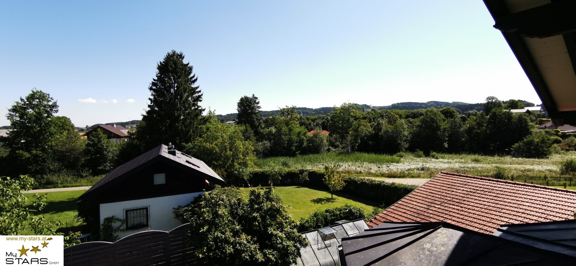 Traumhaus nahe dem Mattsee: 6 Zimmer, Wintergarten, Carport – Ihr neues Zuhause wartet!