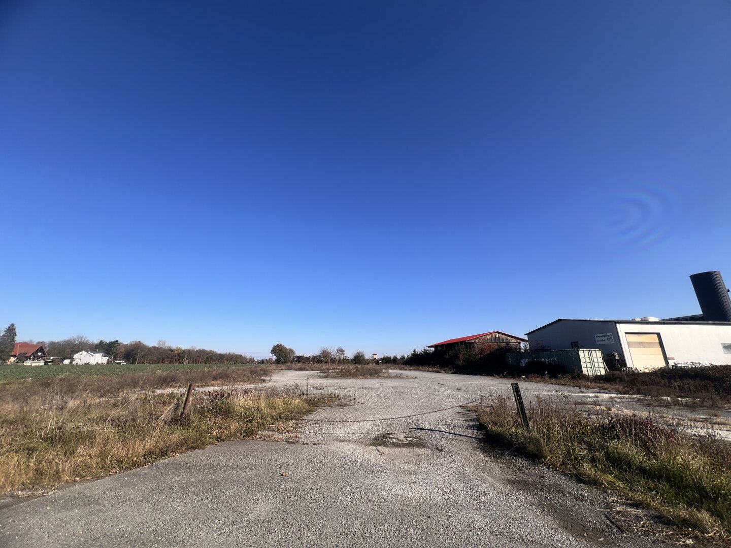 Gewerbegrundstück mit seltener Holzlagerungsbewilligung & hoher Baudichte – Entwicklungschance im Wachstumsraum Leibnitz