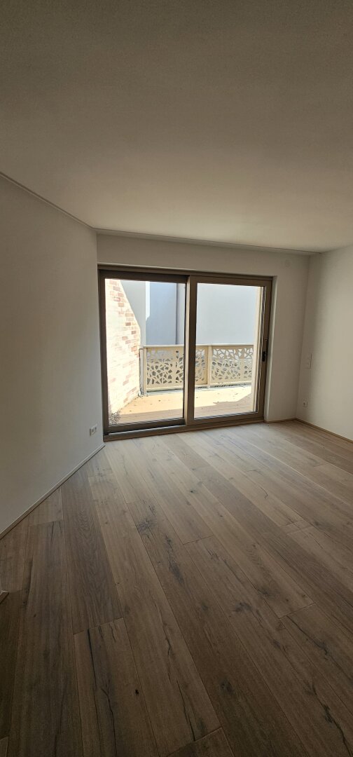 Erstbezug in Baden: Helle Wohnung mit Terrasse in Top-Lage