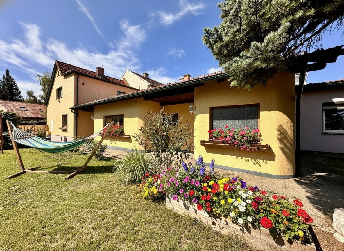 Leben & genießen – Charmantes Haus mit 2 Wohneinheiten, Pool, Garage & viel Platz in Neunkirchen!