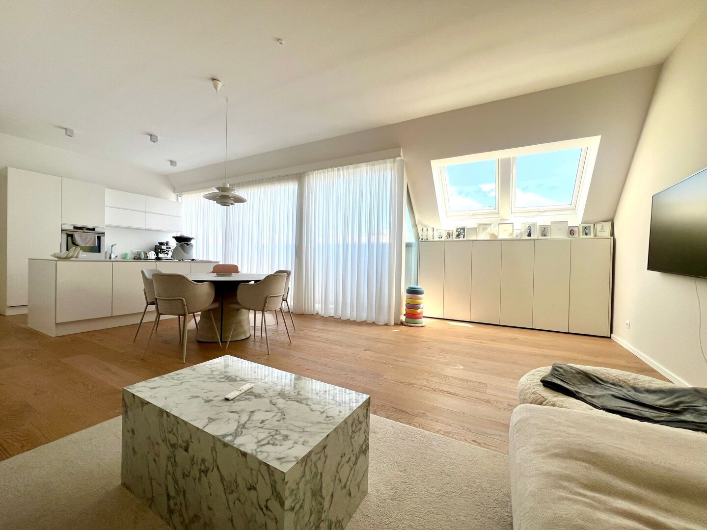 Coole DG WOHNUNG mit KLIMA und FREIFLÄCHE