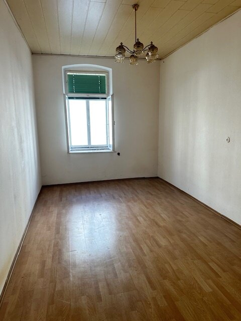 Klein, aber fein! Renovierungsobjekt in guter Lage Wiens