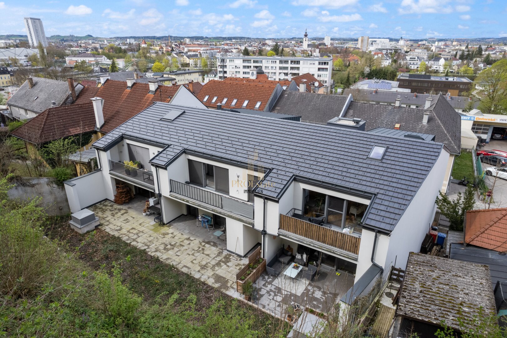 Profitables Investment: Ertragsobjekt - Wohnungen mit Garten und 2 Garagen in Thalheim bei Wels um Netto 249.000!