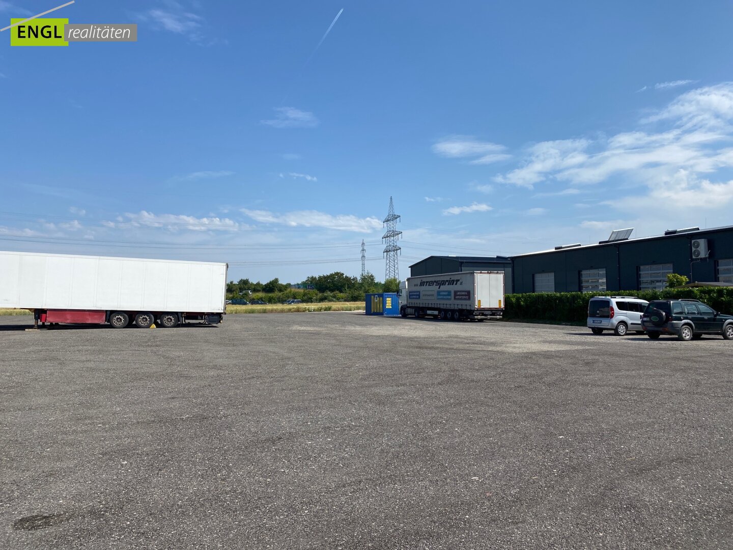 bis zu 2500m² Abstellfläche oder Stellplätze für LKW oder Bus mit geräumiger Umkehrmöglichkeit zur Vermietung    