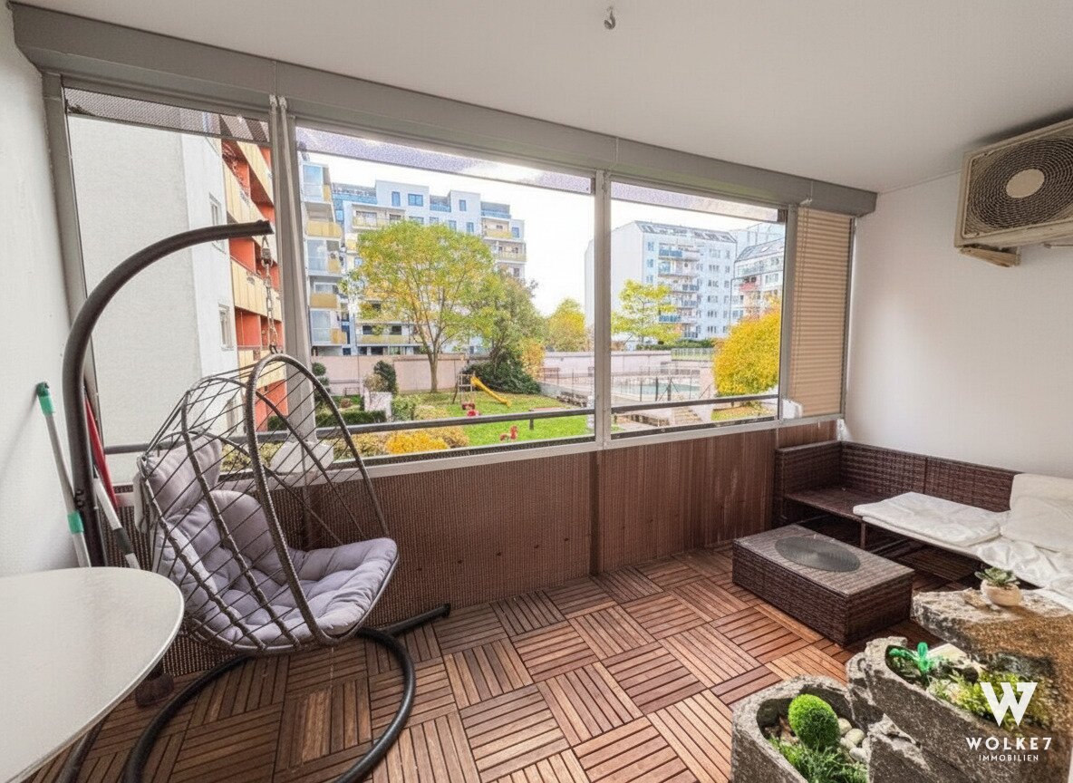 Helle Traumwohnung mit Loggia, Gemeinschaftsgarten & Pool | Klima | Lift | U3 Enkplatz