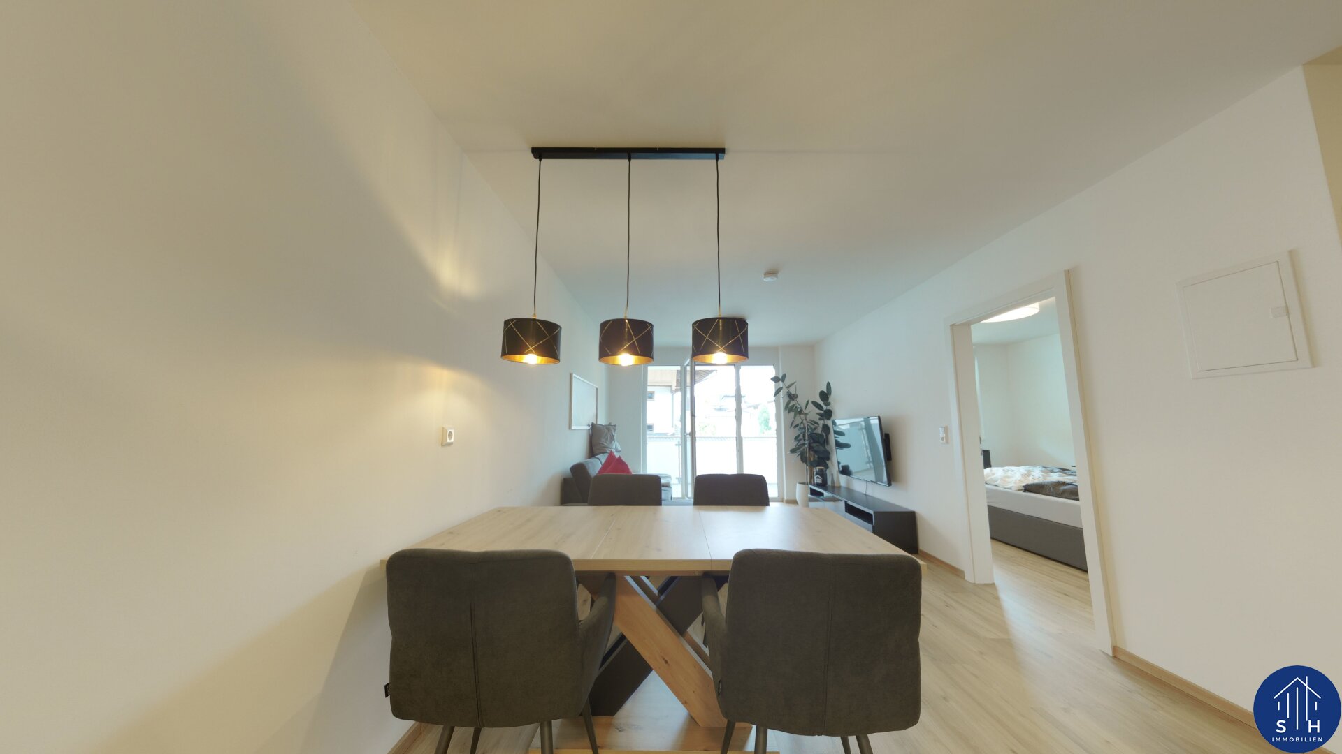 Modernes Wohnglück - Stilvolle 2-Zimmer-Wohnung mit Carport & Balkon in Radfeld zu verkaufen