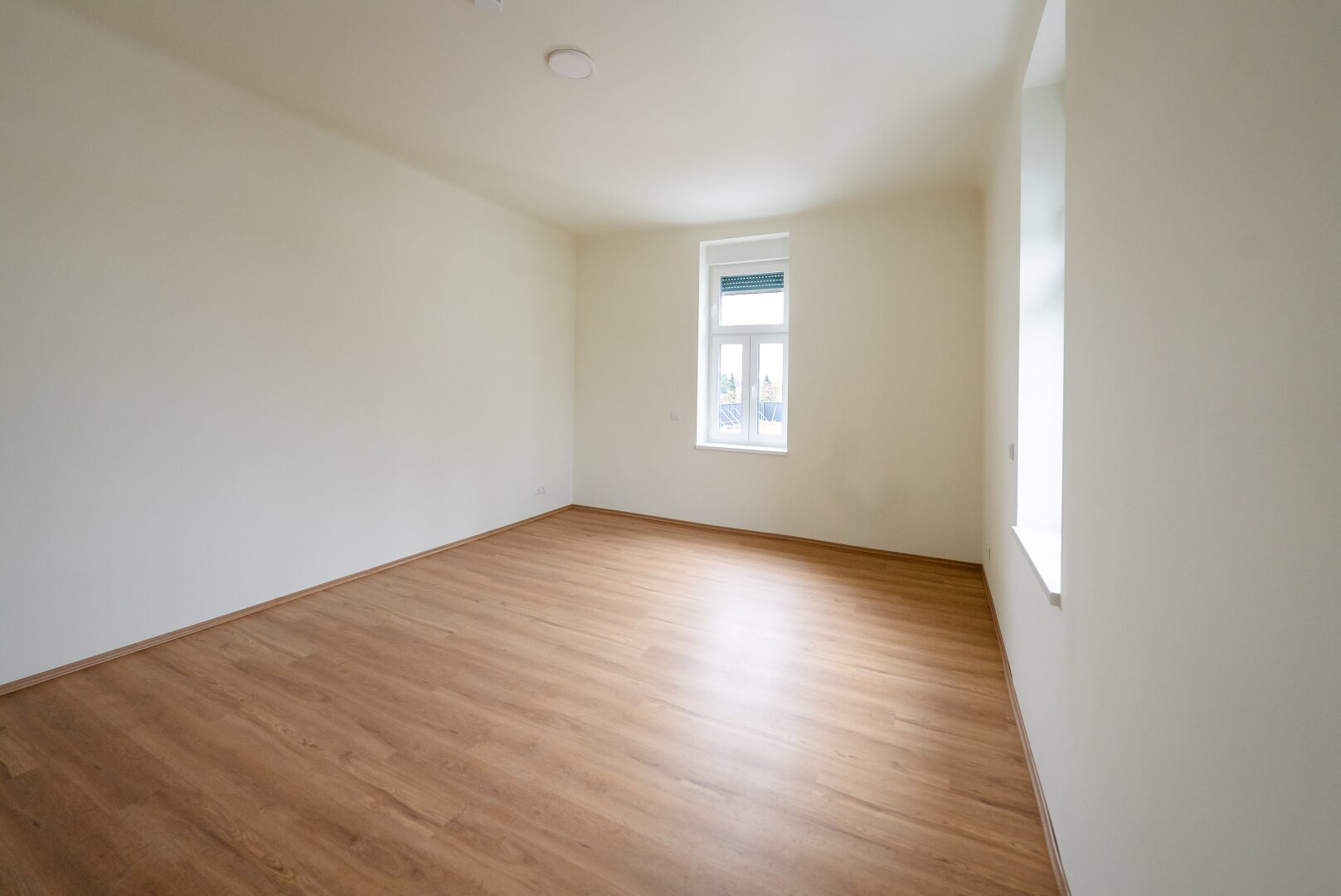 Sanierte 38 m² Mietwohnung in zentraler Lage