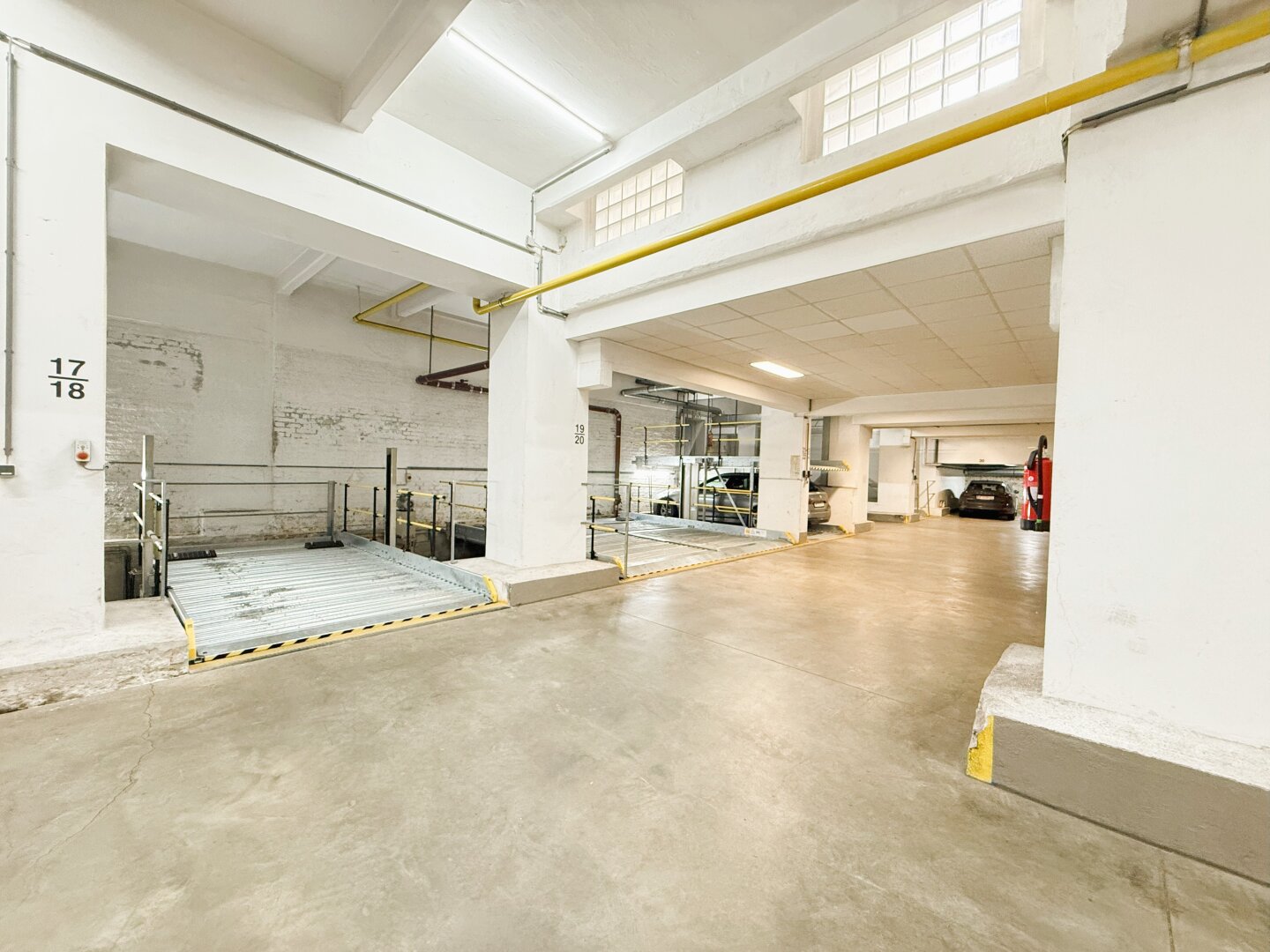 Tiefgaragenparkplatz - 5 Gehminuten zur Mariahilfer Straße entfernt