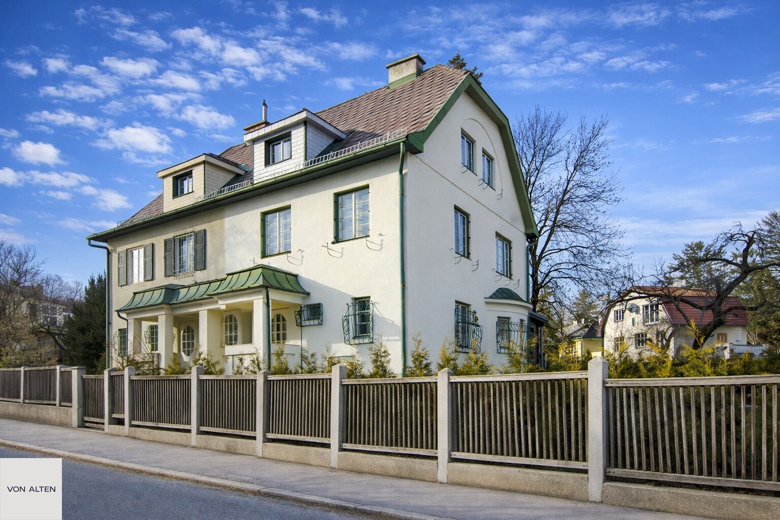 Doppelhaushälfte am Roten Berg mit Garten & Ausbaupotenzial