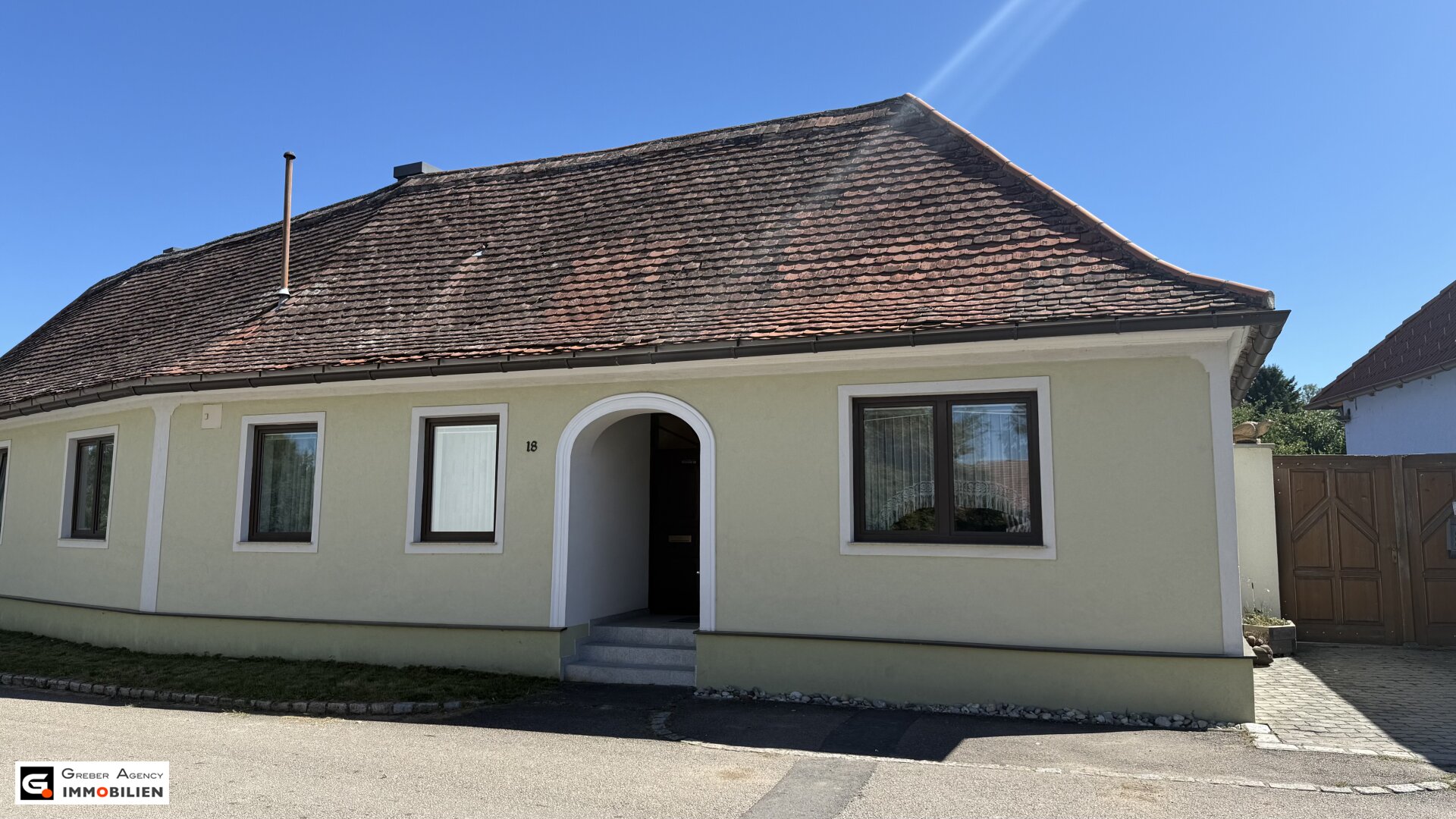 Traumhaftes Bauernhaus, riesiges Grundstück, absolute Ruhelage