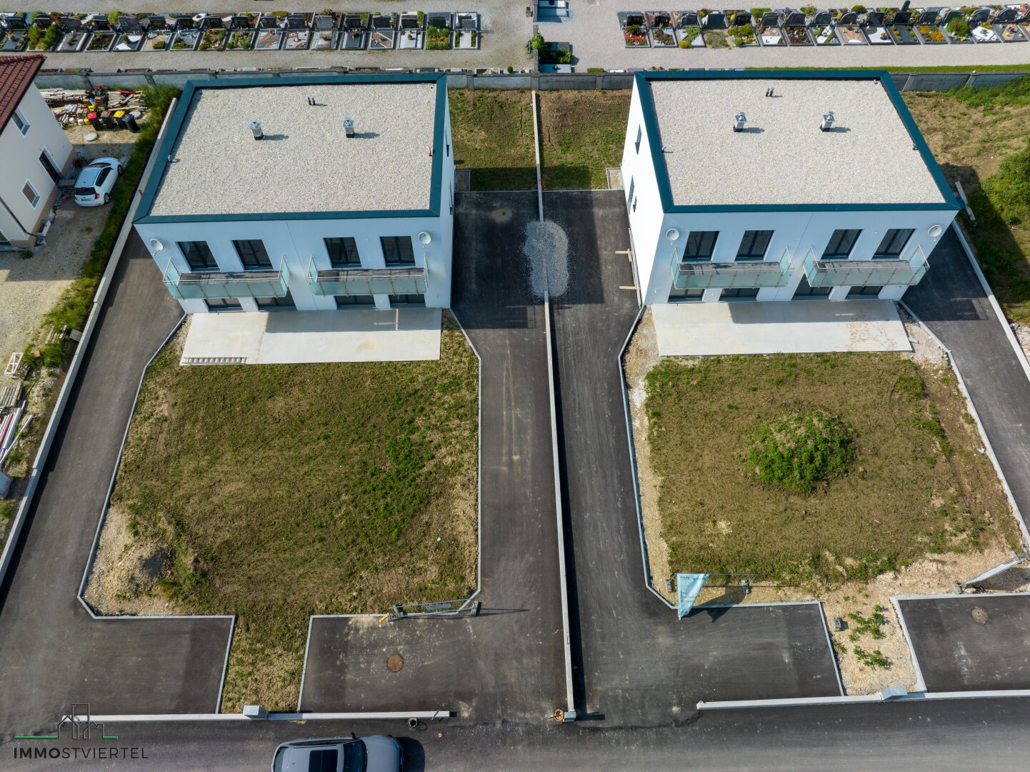 !TOP ANGEBOT Neue Doppelhaushälfte mit Carport und Garten in Neumarkt!