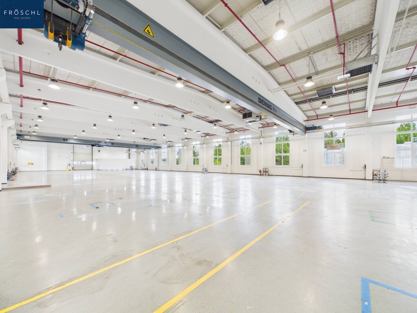 Schlüsselfertige Gewerbeliegenschaft · 9.761 m² · € 3,00/m² · Sofortbezug