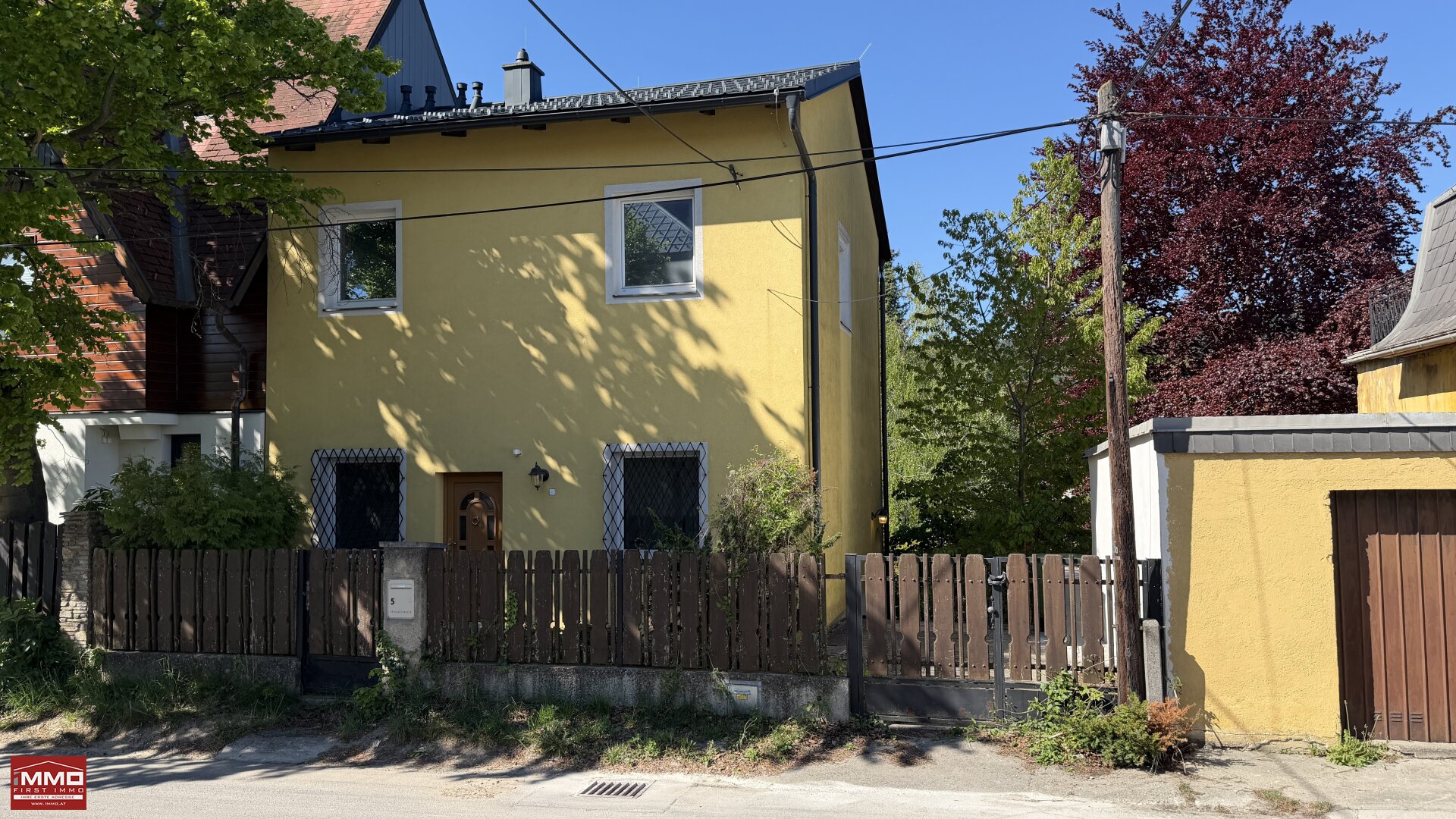 CHARMANTES EINFAMILIENHAUS MIT GRÜNBLICK UND ENTWICKLUNGSPOTENZIAL IN PERCHTOLDSDORF