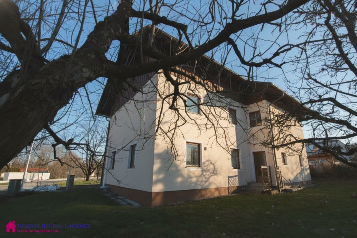 Ein großzügiges Wohnhaus mit neuer Heizung für Sie und Ihre Familie