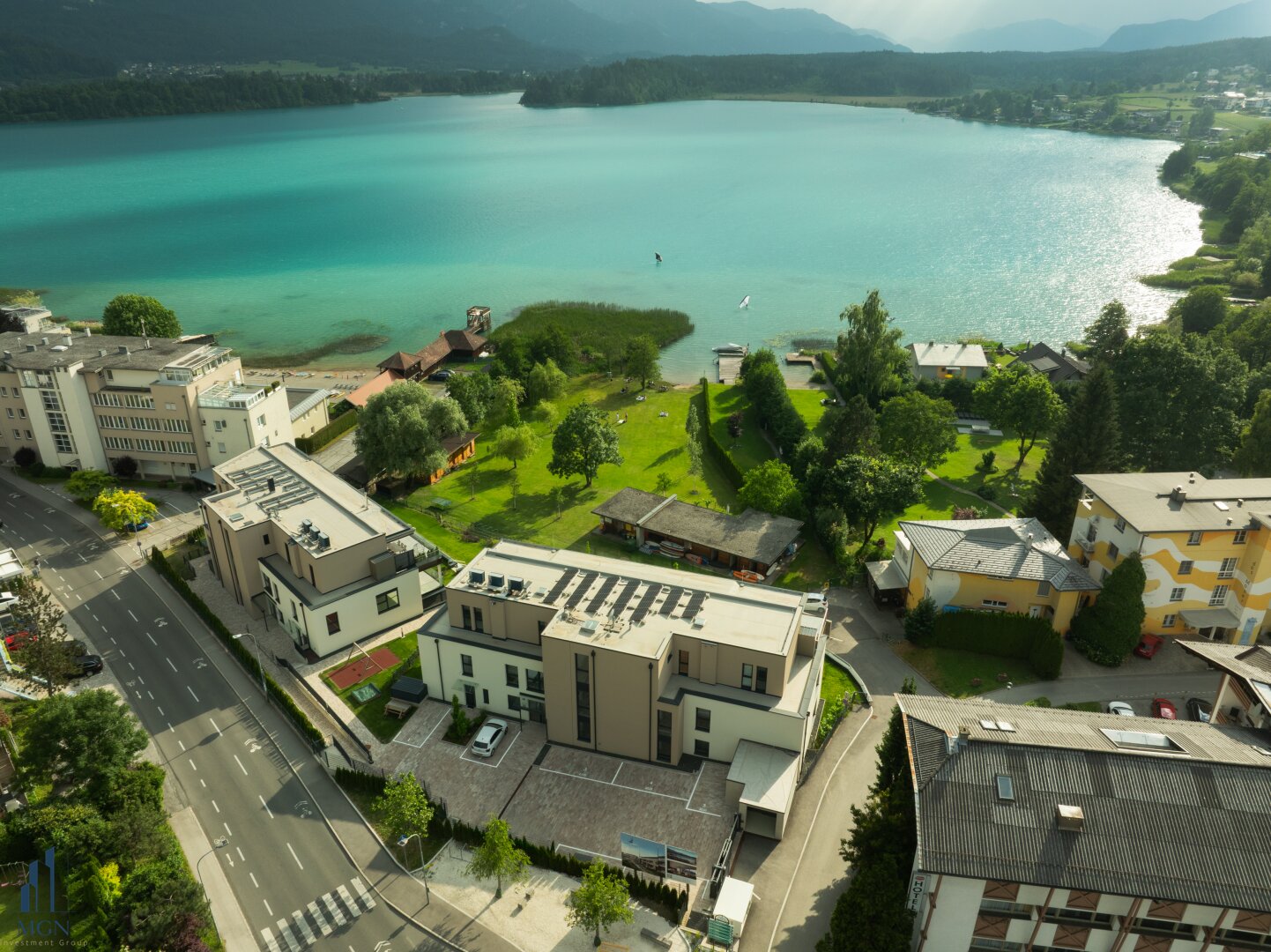 Anlagehit mit Garantierten Mieterträgen - Exklusive Terrassenwohnung mit himmlischem See- und Bergblick