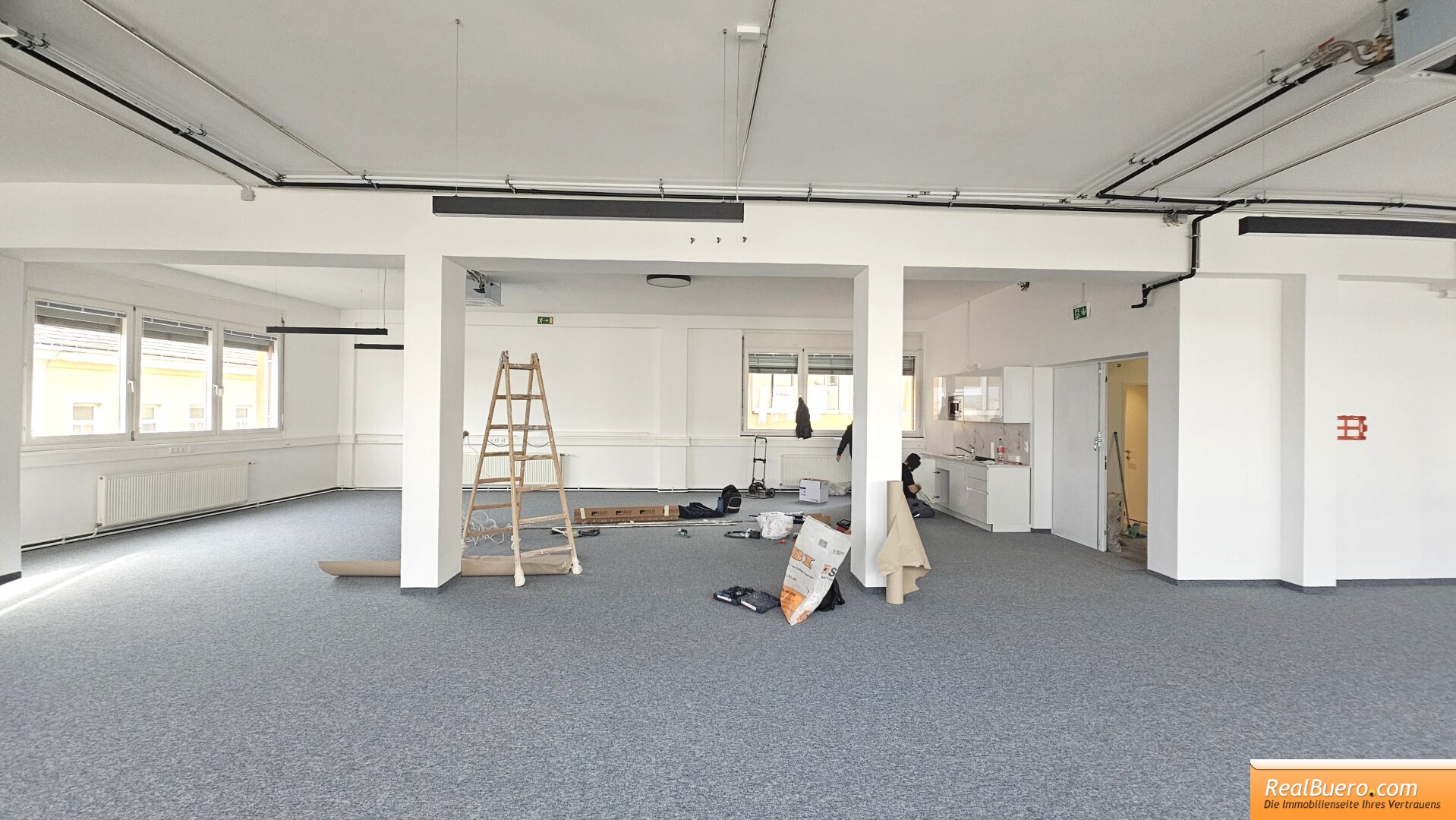 PRAXIS / BÜRO / TRAININGS - SCHULUNGSRAUM/RÄUME IN DER FERNKORNGASSE