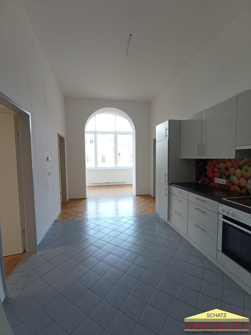 Traumwohnung in Neuhaus: Geräumig, gepflegt & mit Balkon