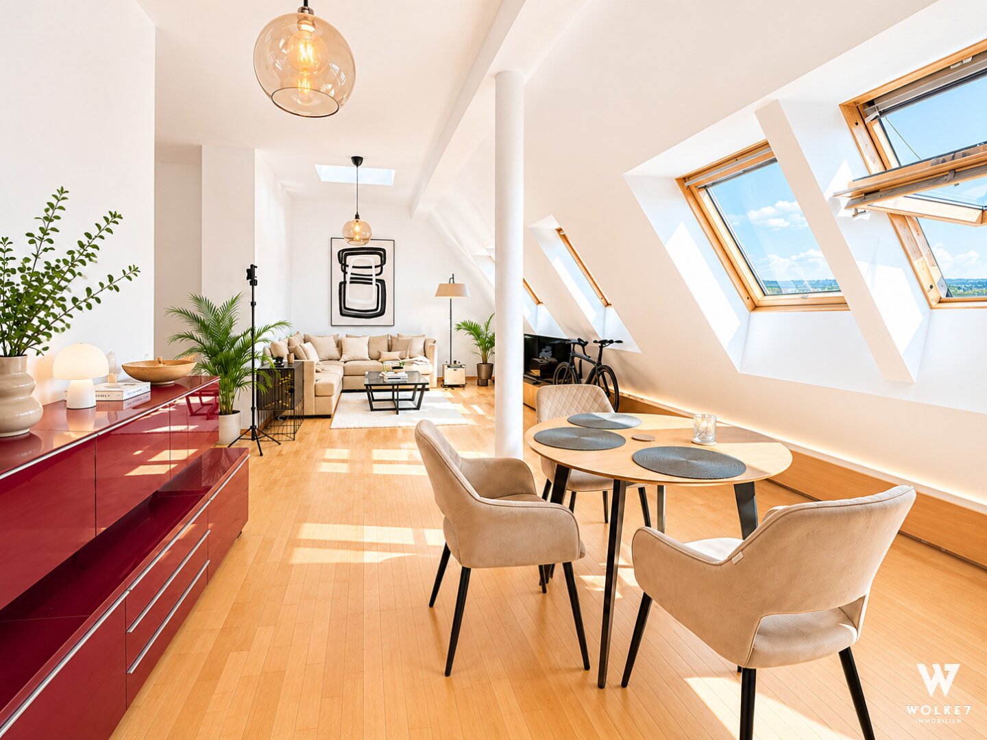 Stilvolle 4-Zimmer Dachgeschosswohnung | Klimaanlage | Dachterrasse mit Fernblick | Neubau DG Ausbau