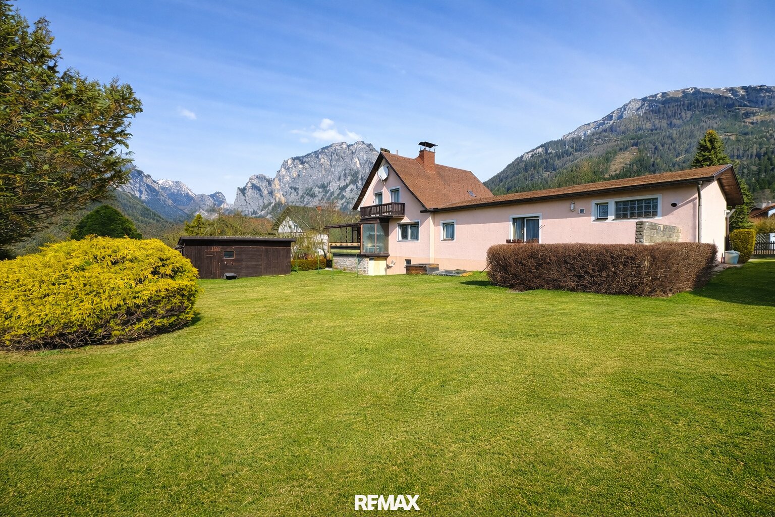 Großzügiges Haus nahe Grüner See – 2 Wohneinheiten & viel Potenziall