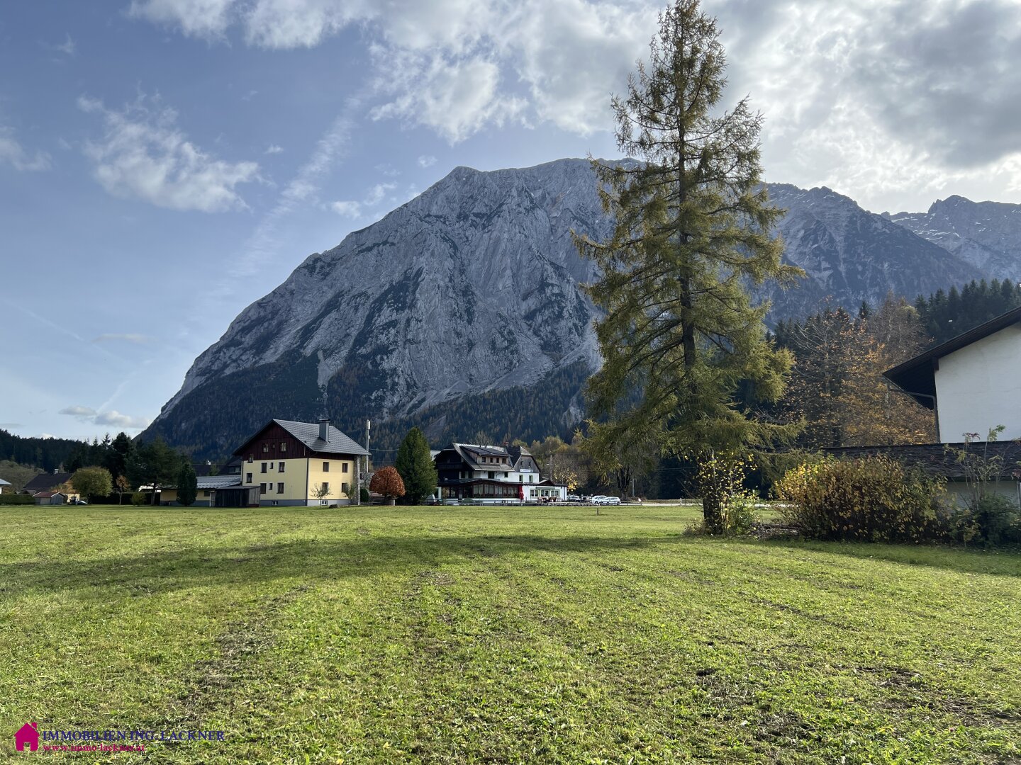 Grundstücke mit direktem Blick auf den Grimming - Südwest Ausrichtung