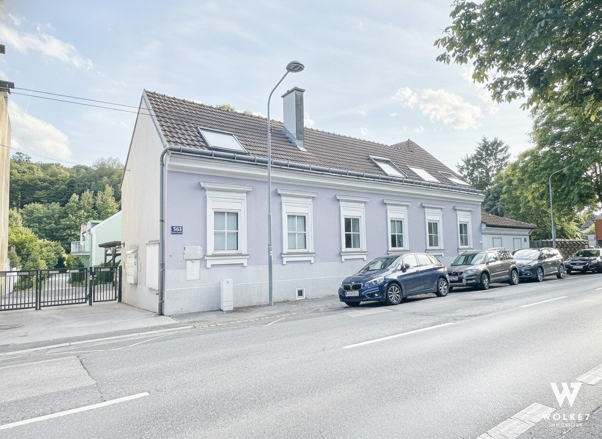 Gepflegtes Zinshaus in der Breitenfurter Straße | Kalksburg, Lainzer Tiergarten
