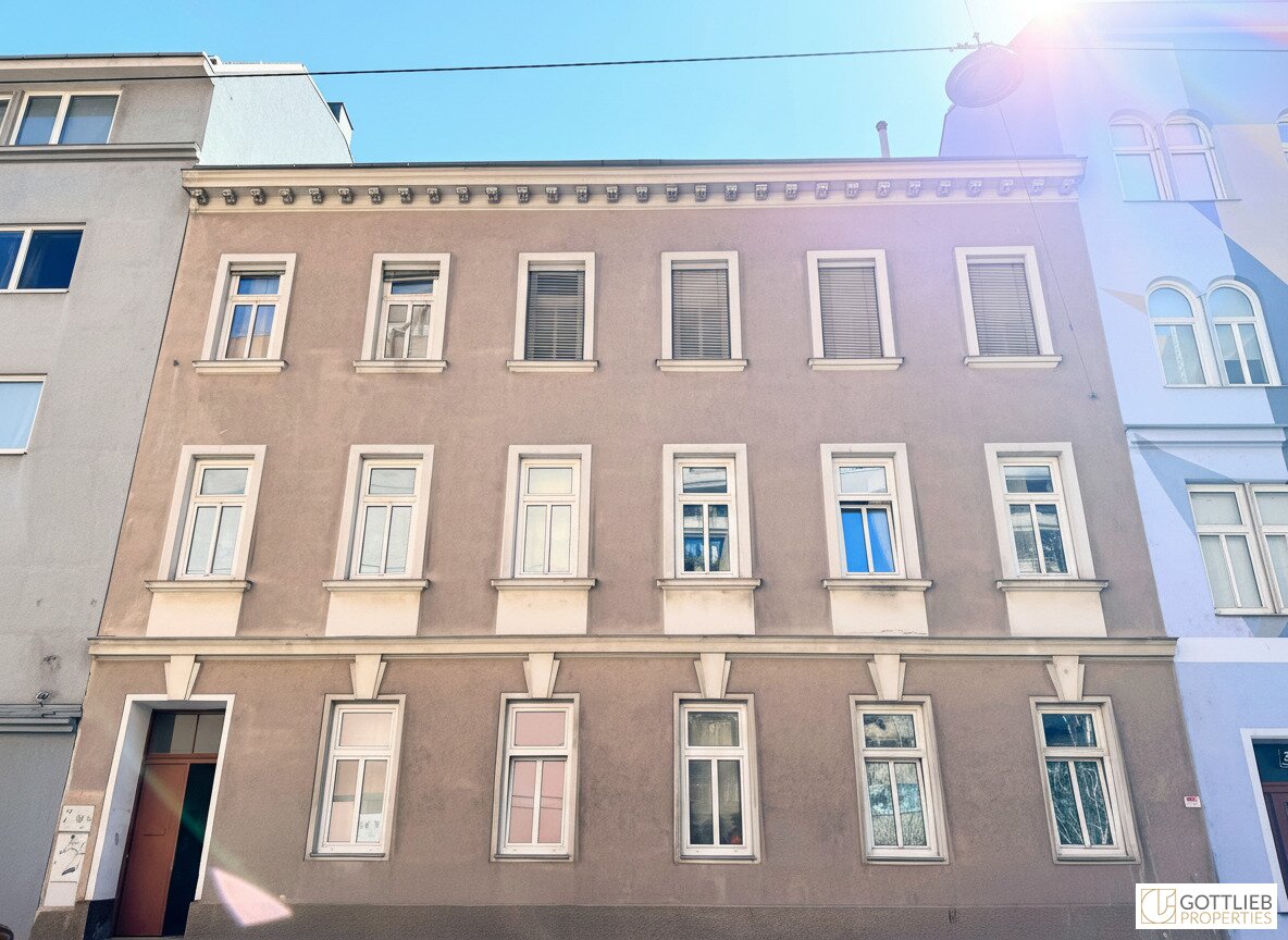 Bis Ende 2026 befristet vermietetes Gründerzeit-Zinshaus mit baubewilligtem zweigeschossigen Dachgeschoss-Ausbau