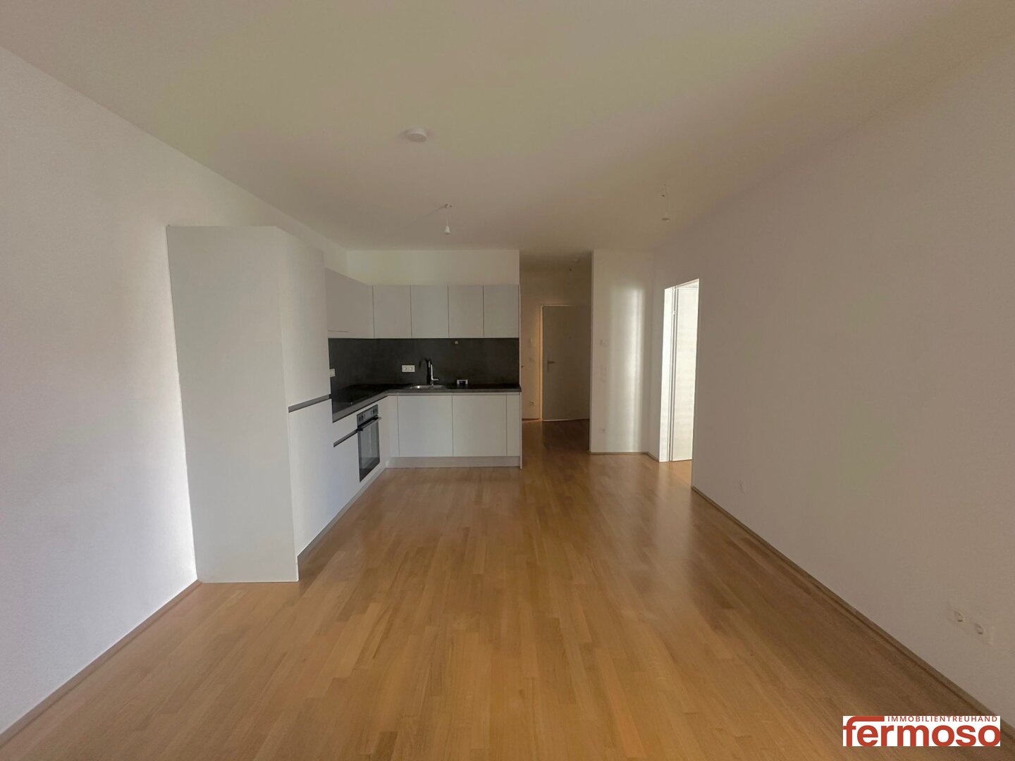 Top 2-Zimmer-Wohnung mit Balkon, Fußbodenheizung & U-Bahn nahe – Miete €949 in 1210 Wien!