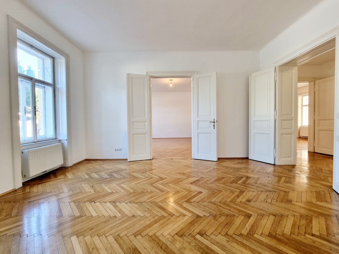 Altbauwohnung | 135,57 m² Wfl. + 12,52 m² Veranda | Hochparterre