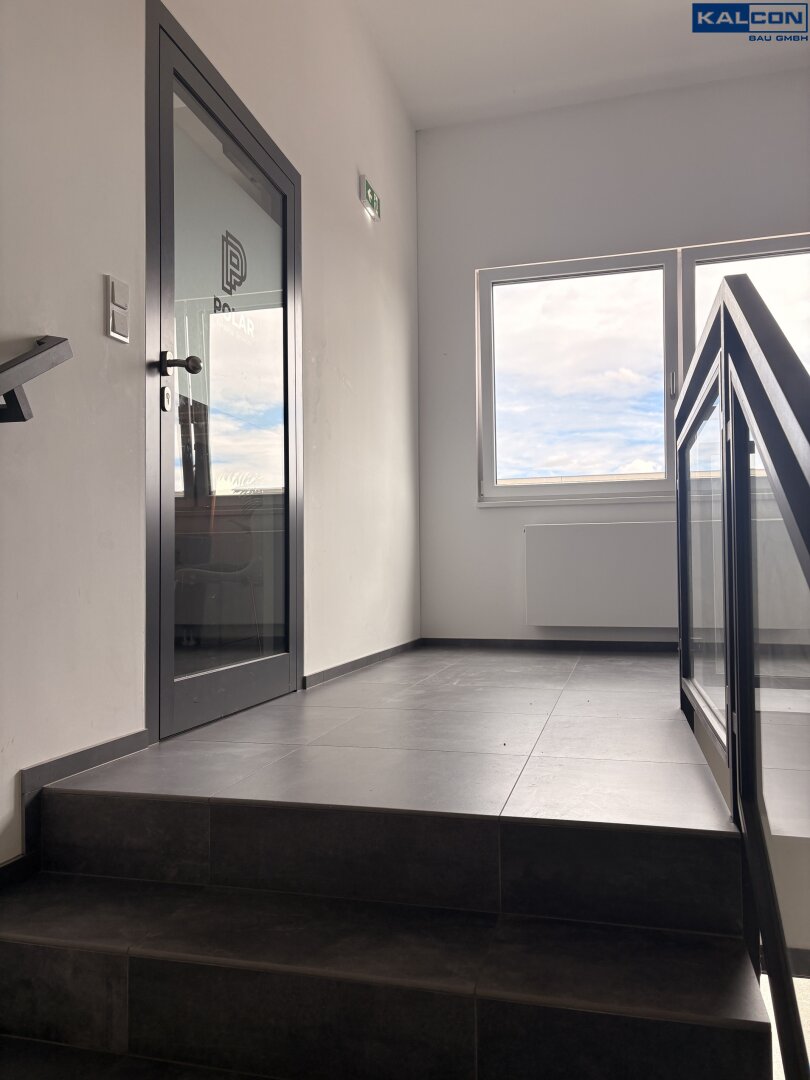 Ihr neuer Unternehmensstandort: Modernes Büro in Top-Lage von Inzersdorf | 70 m² | 3 Zimmer | Komplettküche | optional Stellplatz