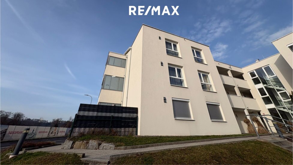 Moderne 4-Zimmer-Wohnung mit Eigengarten in Vöcklabruck zu kaufen!