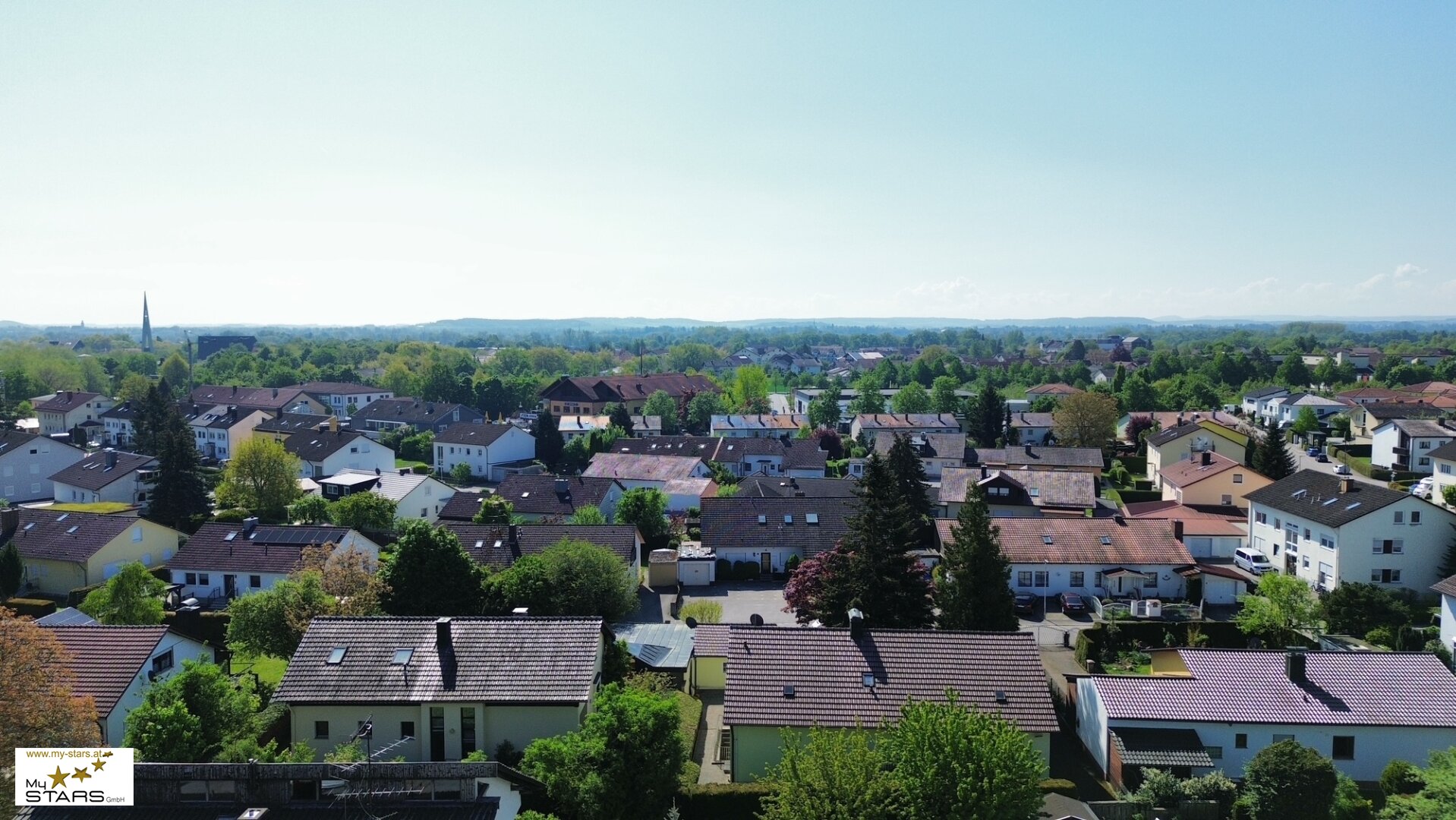 Suchen 1 - 2 Zi.-Wohnung mit Balkon zu KAUFEN: Parkplatz, Brandschutz erledigt