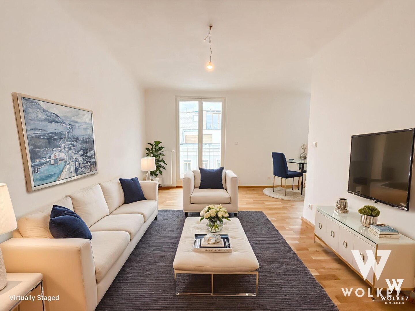 Frisch sanierte Dachgeschosswohnung mit Terrasse & Weitblick – Erstbezug in Top-Lage nahe Brunnenmarkt