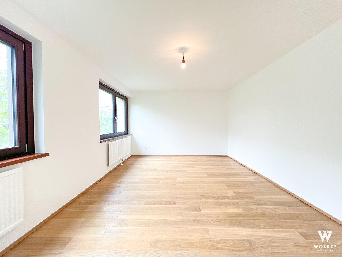 Top-sanierte 2-Zimmer-Wohnung mit Indoor Pool und Sauna im 14. Bezirk | Parkgarage | Aufzug