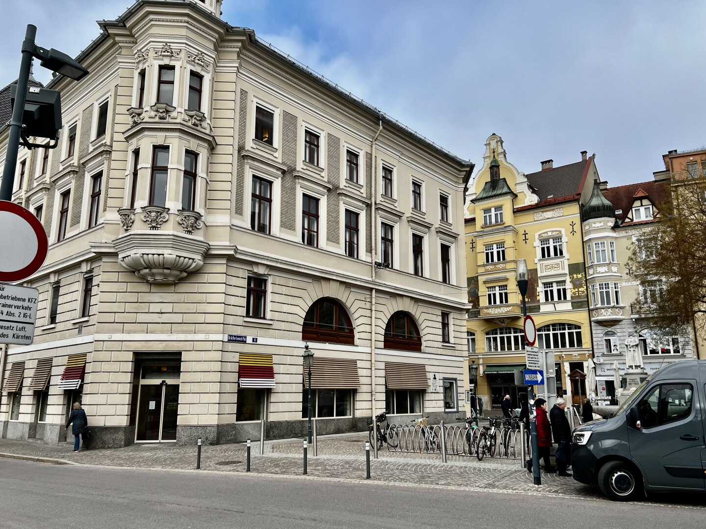 TOP-LOCATION am NEUEN PLATZ in Klagenfurt zu mieten !