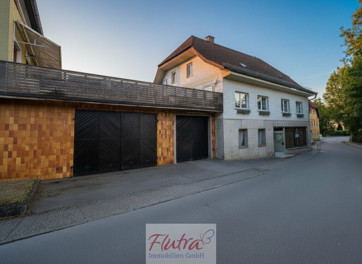 Ehemalige Betriebsliegenschaft mit Produktions- Verkaufs- und Lagerflächen + Wohnung