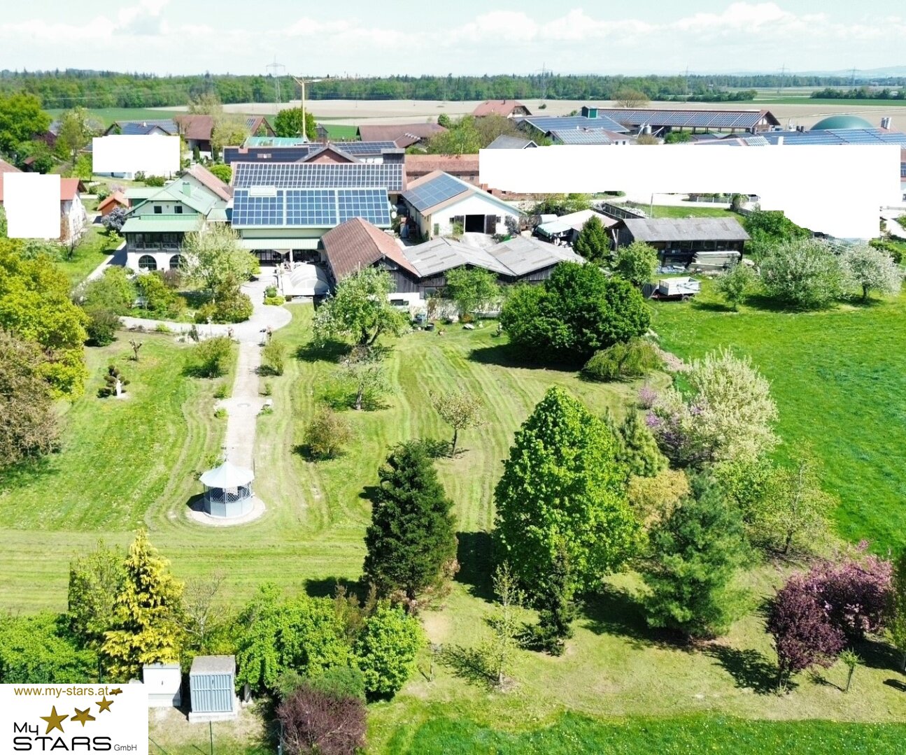 Preisreduktion: Vierseithof mit neuem Haupthaus: 10 Zimmer, 2,3 ha, Pferde-Paradies möglich!
