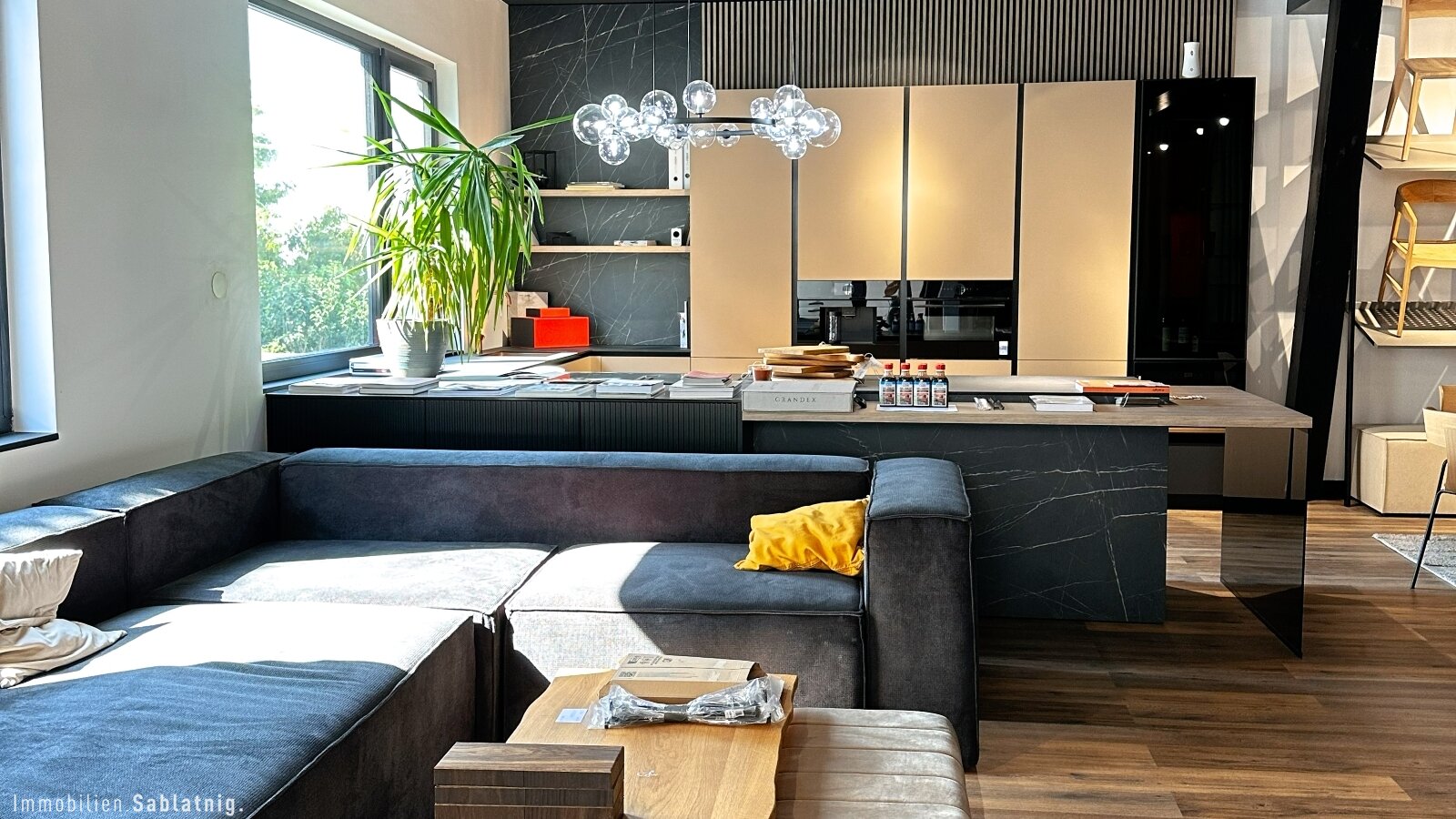 VIELSEITIGE SHOWROOMFLÄCHE in Graz St. Peter!