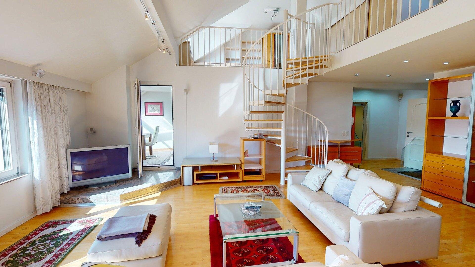 Einmalige Dachgeschoss-Maisonette mit Top-Ausstattung