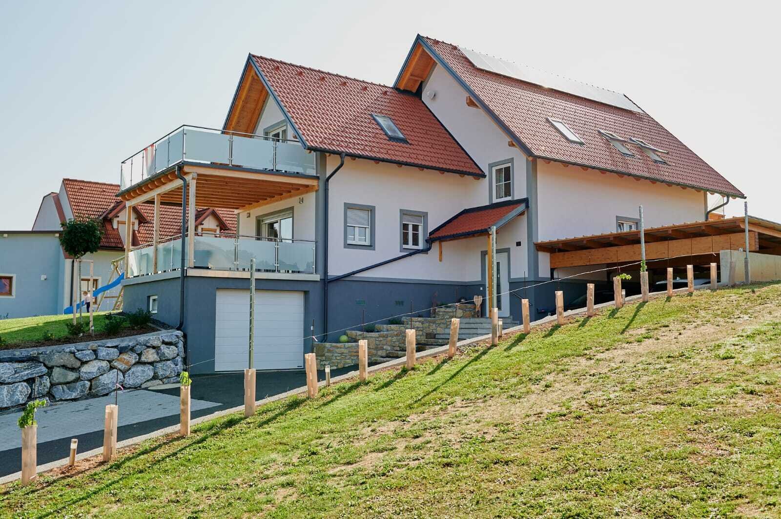 Exklusives Gästehaus mit Weinberg & Wald – Neubau 2022 – ein seltenes Angebot für Investoren & Genießer in der Region Klapping